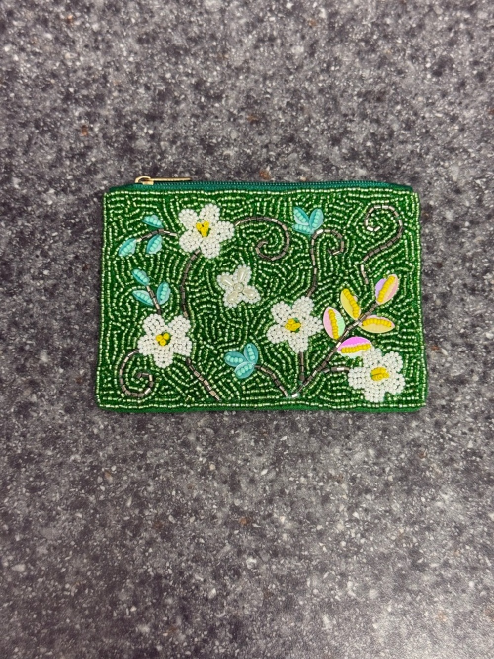 NWOT Green Beaded Floral Spring/Summer Zip Pouch Coin/Cosmetic Purse Bag India